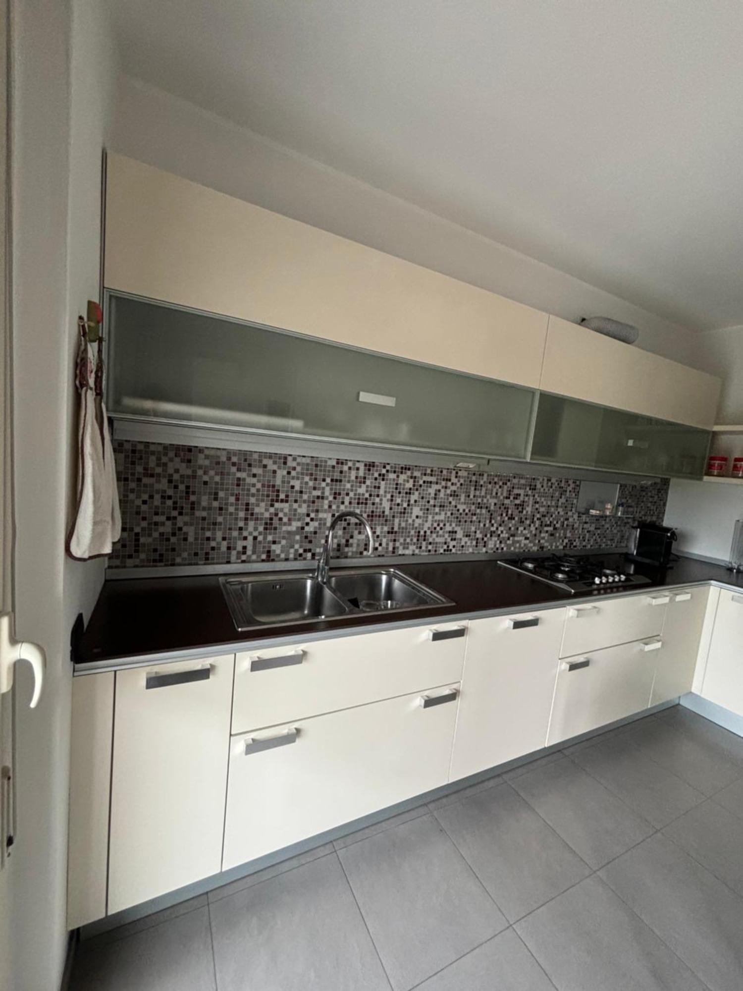 Casa Rino- Rho Fiera Apartment Bagian luar foto